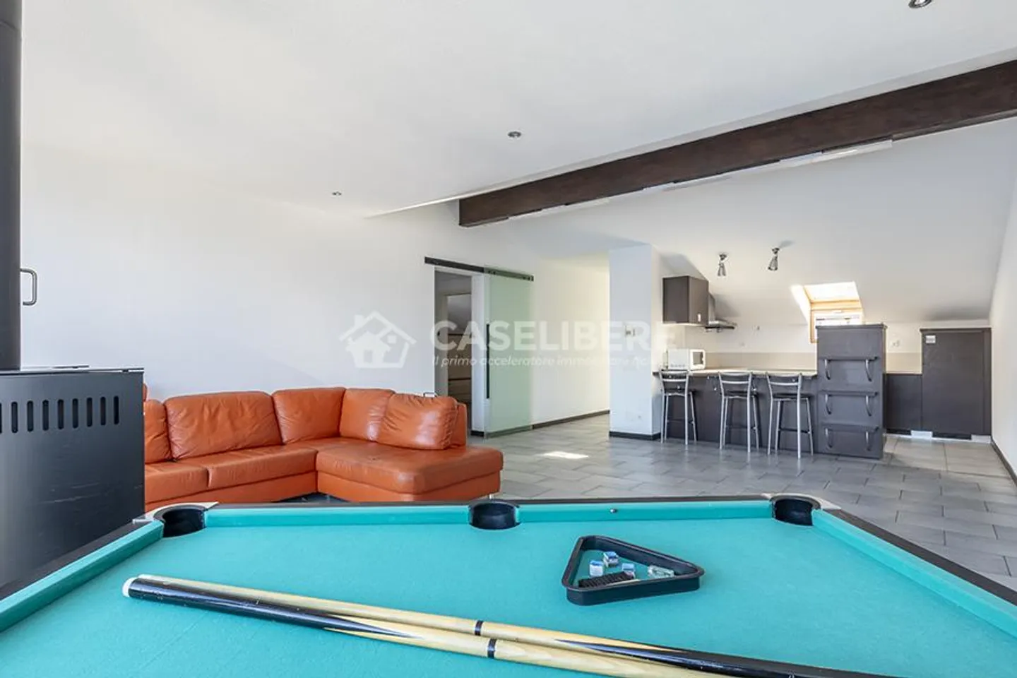 INCANTEVOLE ATTICO CON VISTA LAGO A PIAZZOGNA - Foto 4 di 19