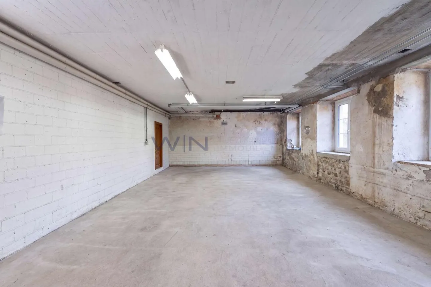 Autowerkstatt mit Gemütlicher Wohnung - Foto 3 von 6