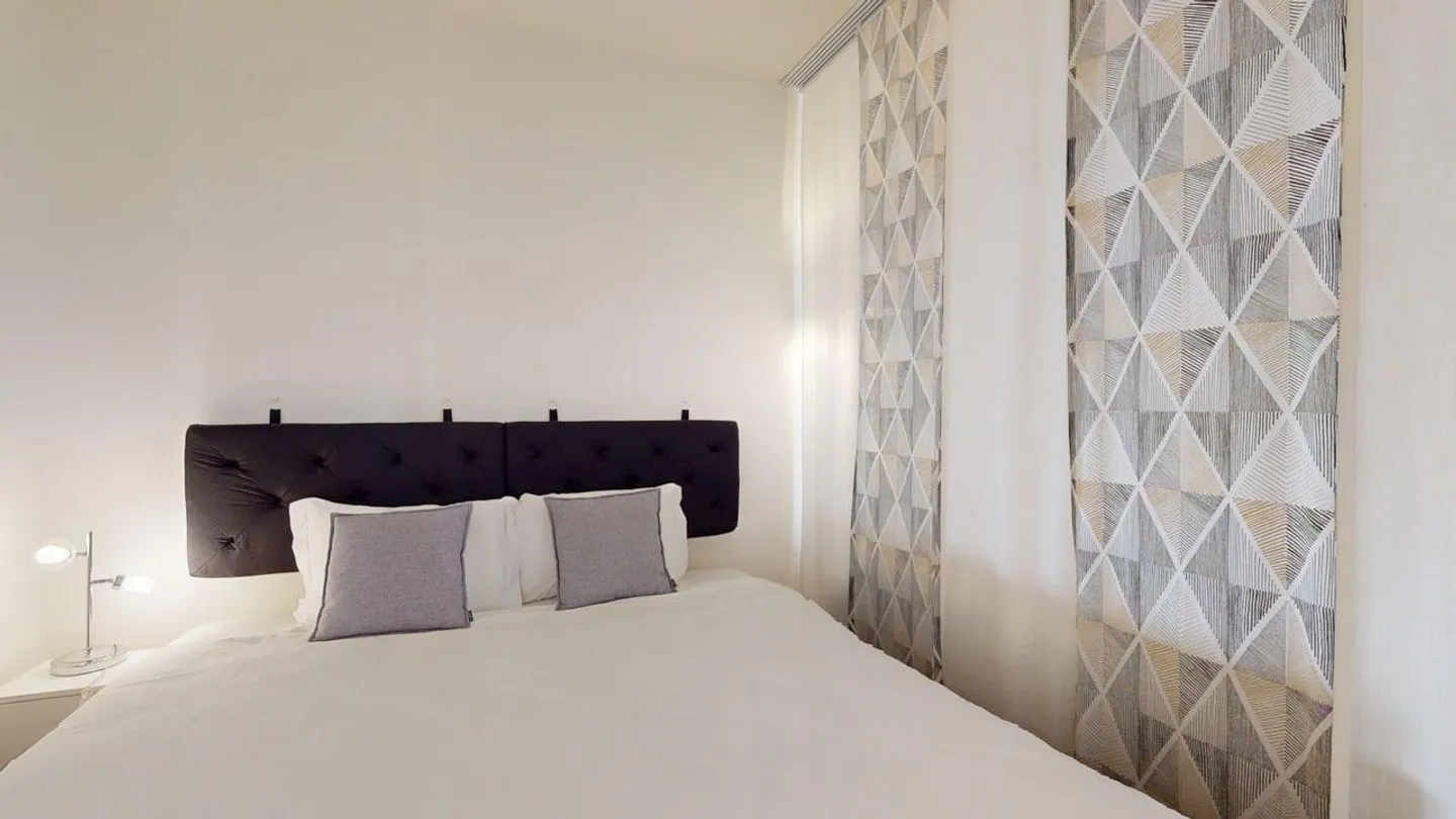 Studio de design dans un emplacement central près de Cornavin - Genève ! - Photo 5 sur 7
