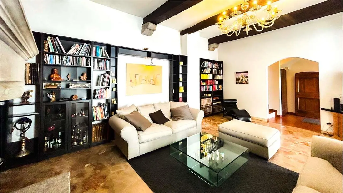 Charmantes Haus mit Pool - Foto 7 von 13