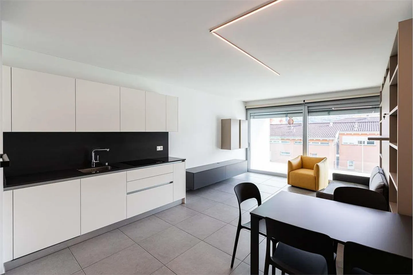 Bellinzona - Modern penthouse with large terrace - Photo 6 of 13