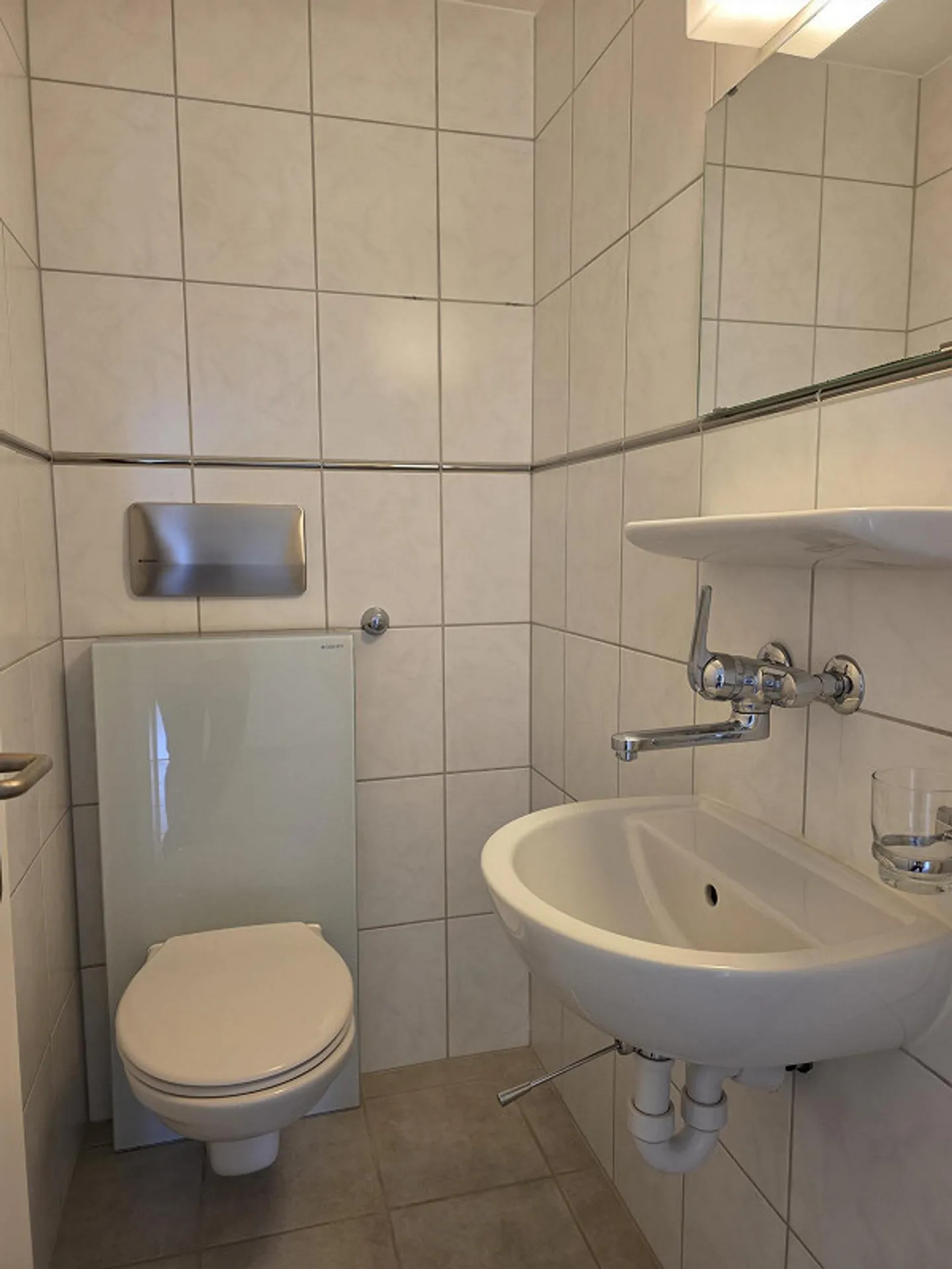 Hübsche 4-Zimmer-Whg mit toller Aussicht in Arlesheim (6.OG mit Lift) - Photo 9 of 14