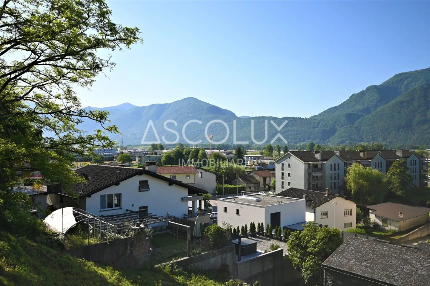 Terrain constructible à vendre - Photo 4 sur 9