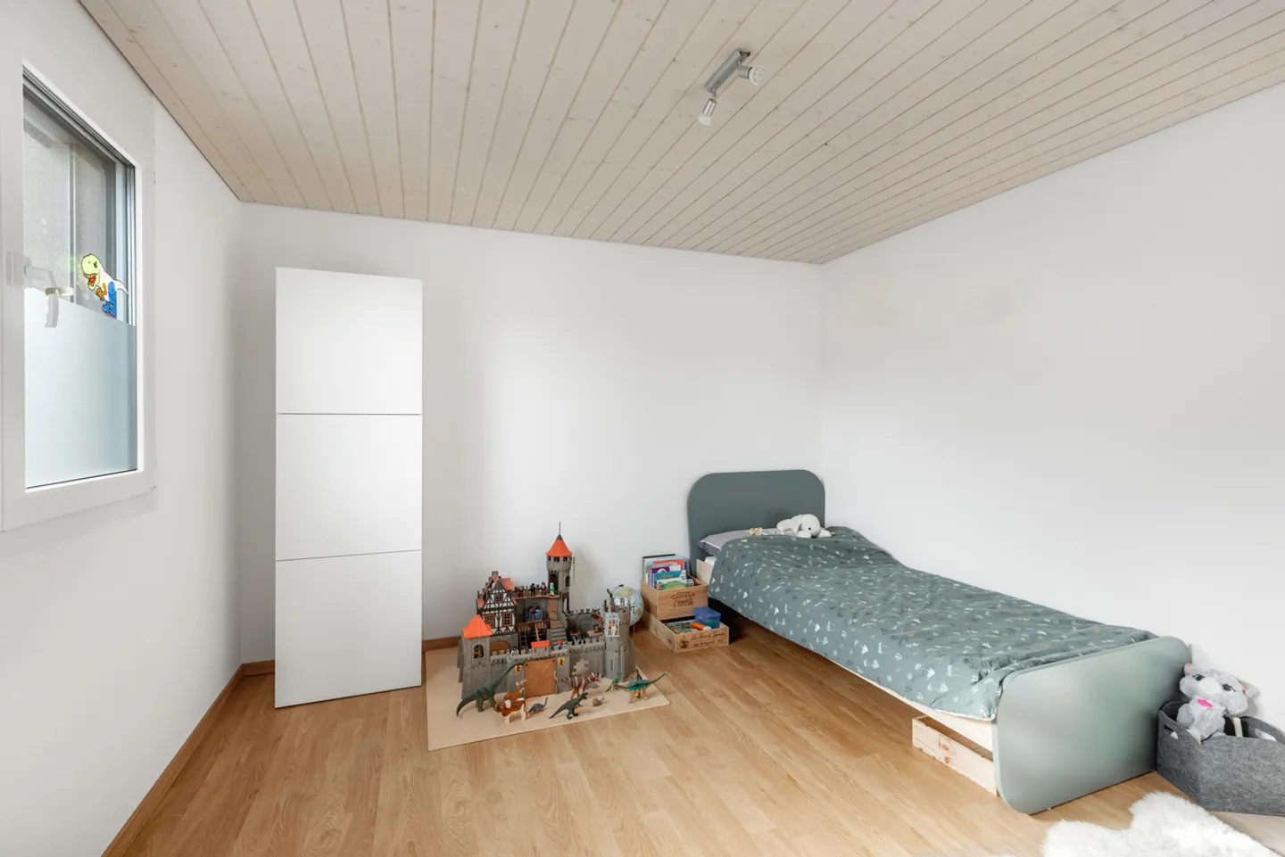 6.5 Room House - Photo 11 of 13