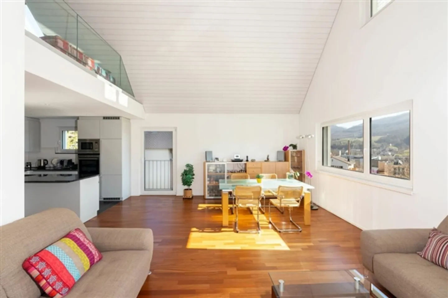 Appartement en duplex lumineux - Photo 1 sur 20