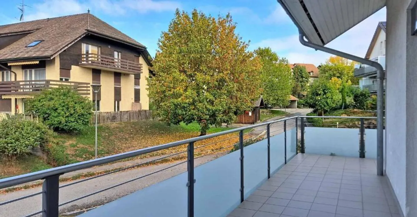 4.5 stanze con bei volumi e grande balcone - Foto 1 di 11