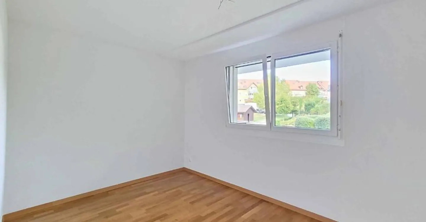 4.5 stanze con bei volumi e grande balcone - Foto 5 di 11
