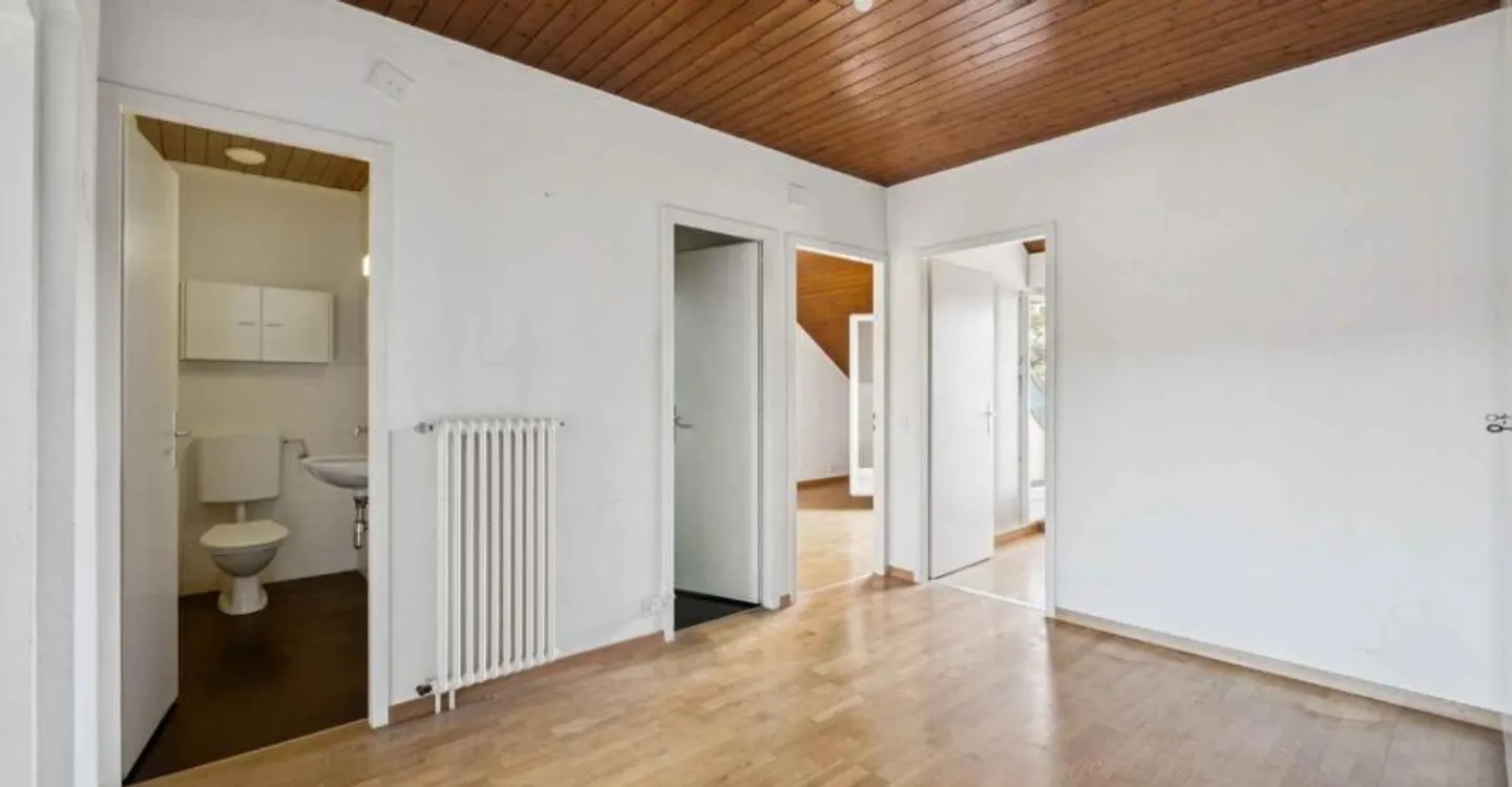 Exklusiv in Perly-Certoux: 4-Zimmer-Wohnung mit zwei Außenbereichen - Foto 6 von 10