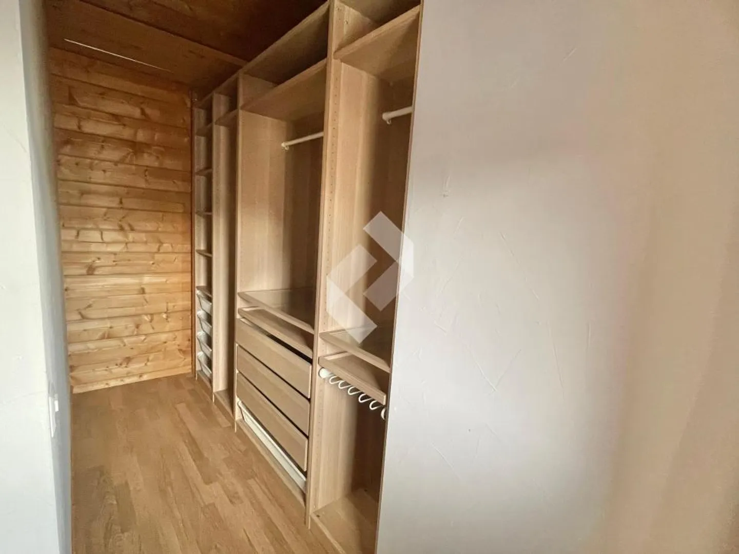 Apartment for sale - Photo 8 of 13