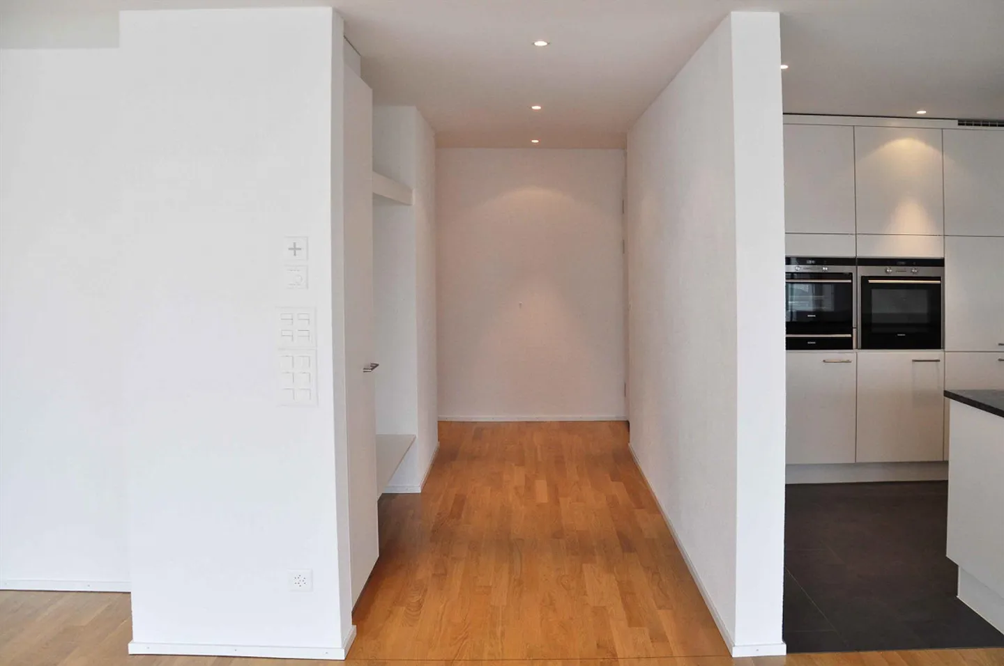 Moderne 4.5-Zimmer-Attikawohnung - Foto 7 von 15