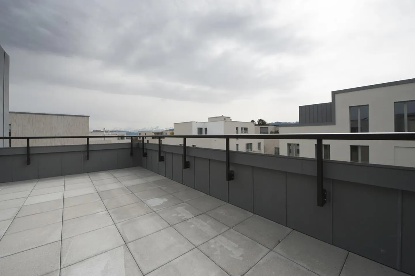 RENT WITHOUT DEPOSIT - Urban Living in a Privileged Location - Photo 6 of 8