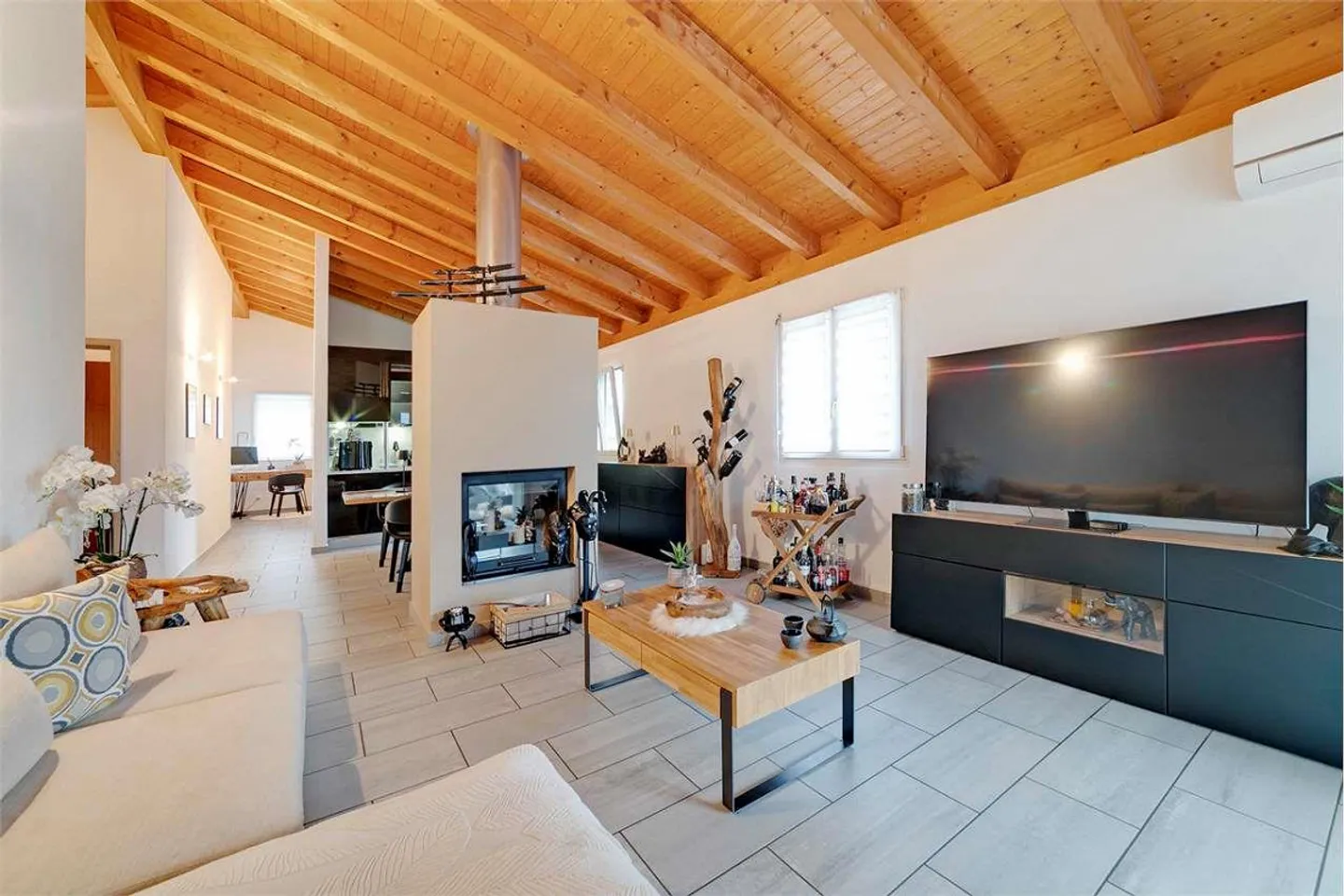 PENTHOUSE 4.5 CHAMBRES SANT' ANTONINO - Photo 4 sur 13