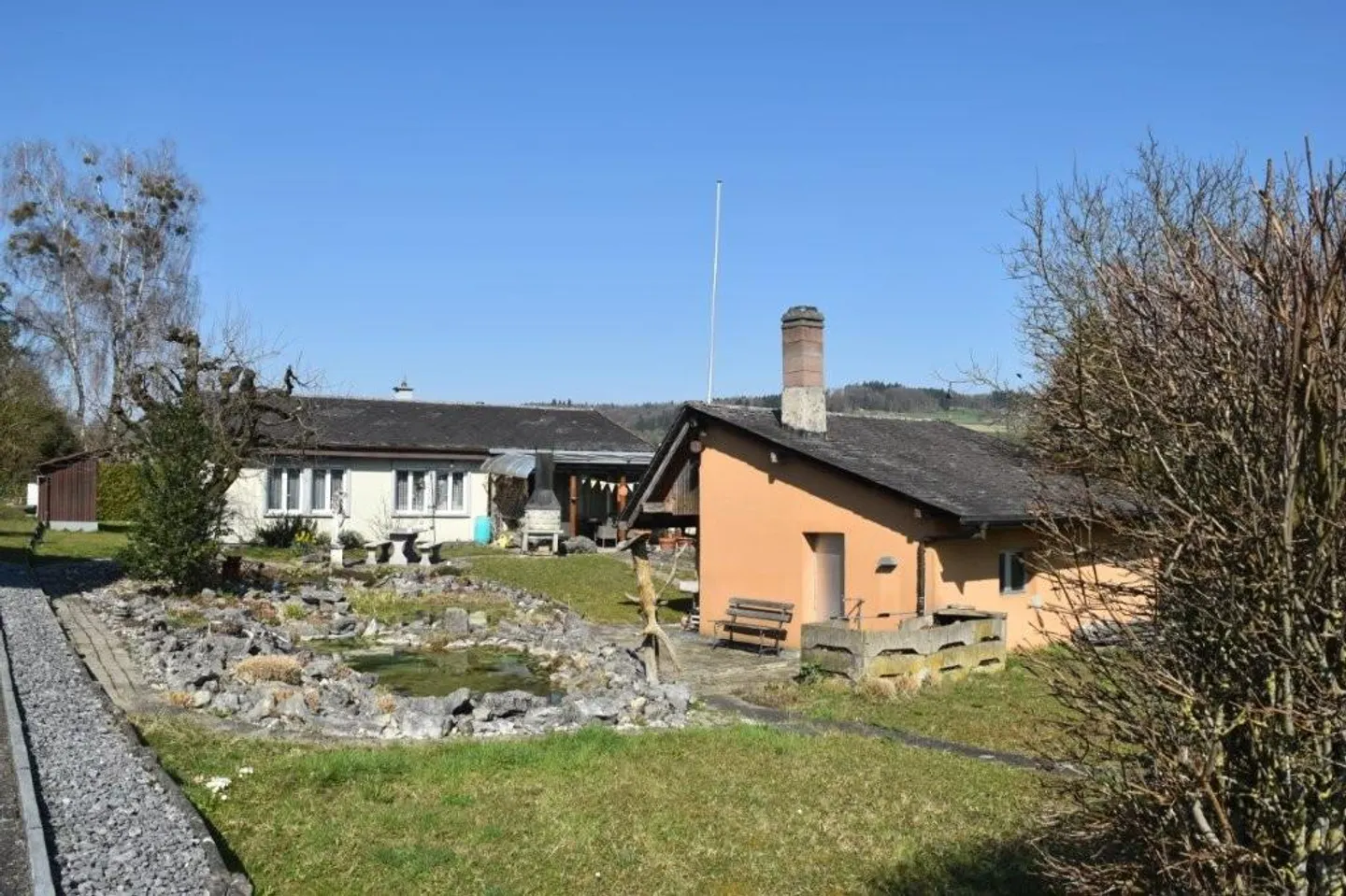 Single-family house at the agricultural zone with its own pond - Photo 2 of 9