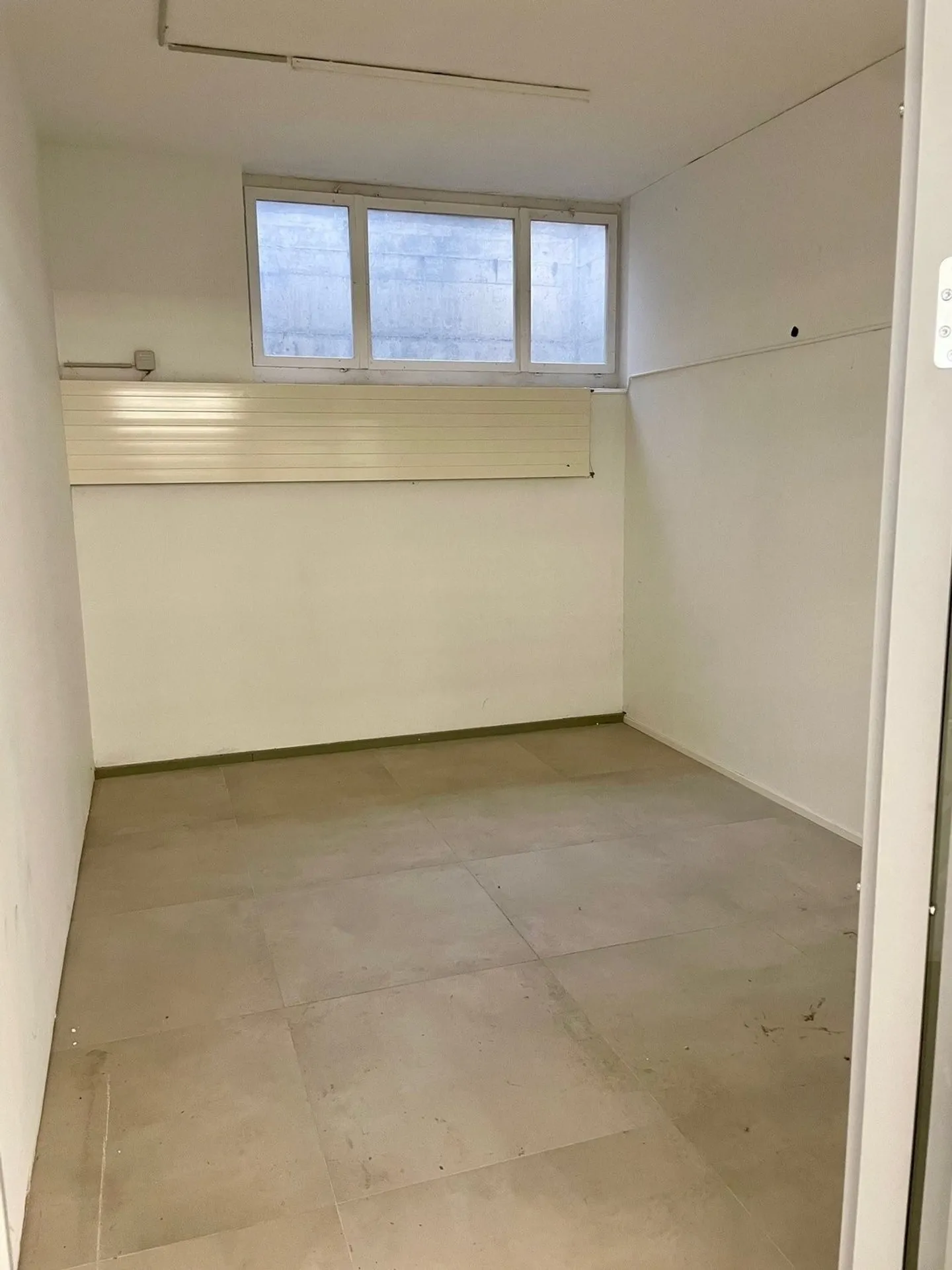 Spazio commerciale attraente con infrastruttura di alto livello a Schöftland - Foto 11 di 16