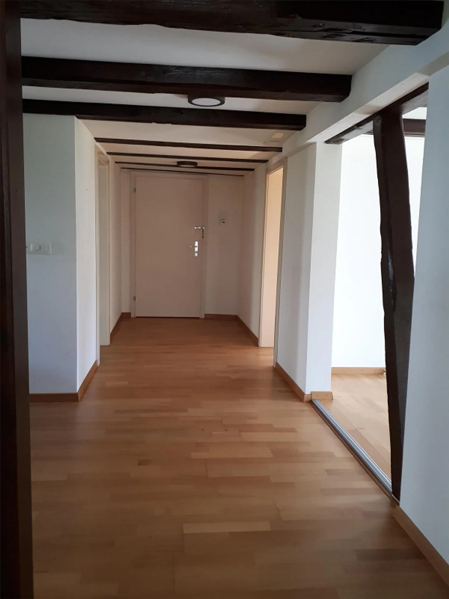 Beautiful and bright 3.5-room apartment in the village - Photo 12 of 17