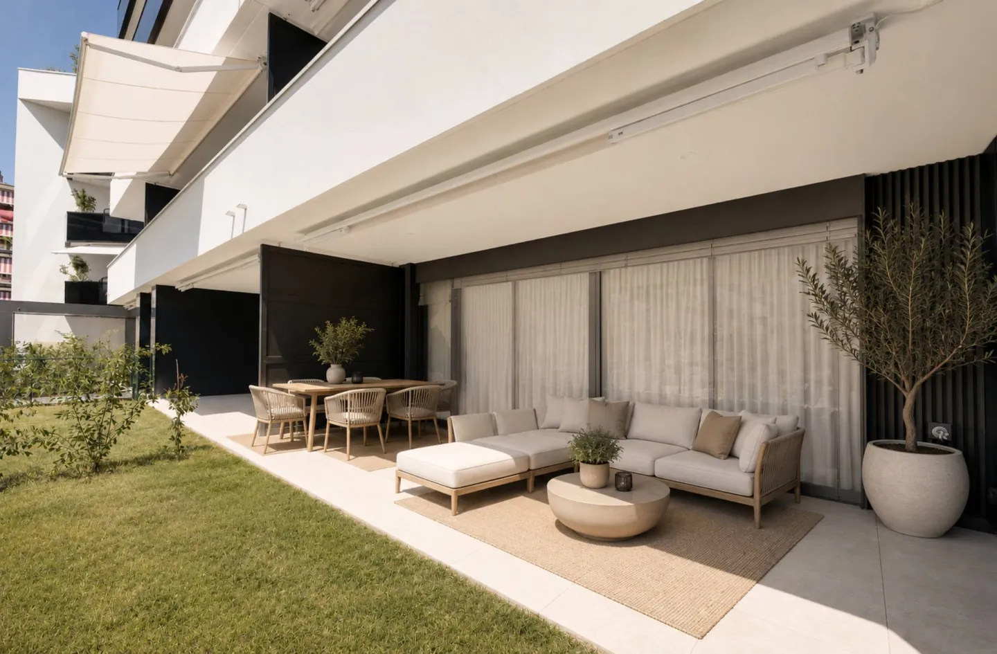 Grand appartement de 3,5 pièces avec deux espaces extérieurs - Photo 1 sur 5