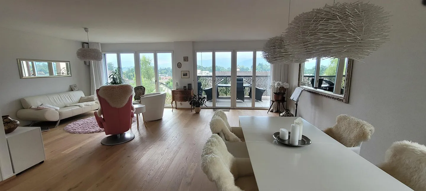 Your dream home in Hombrechtikon - Photo 1 of 7