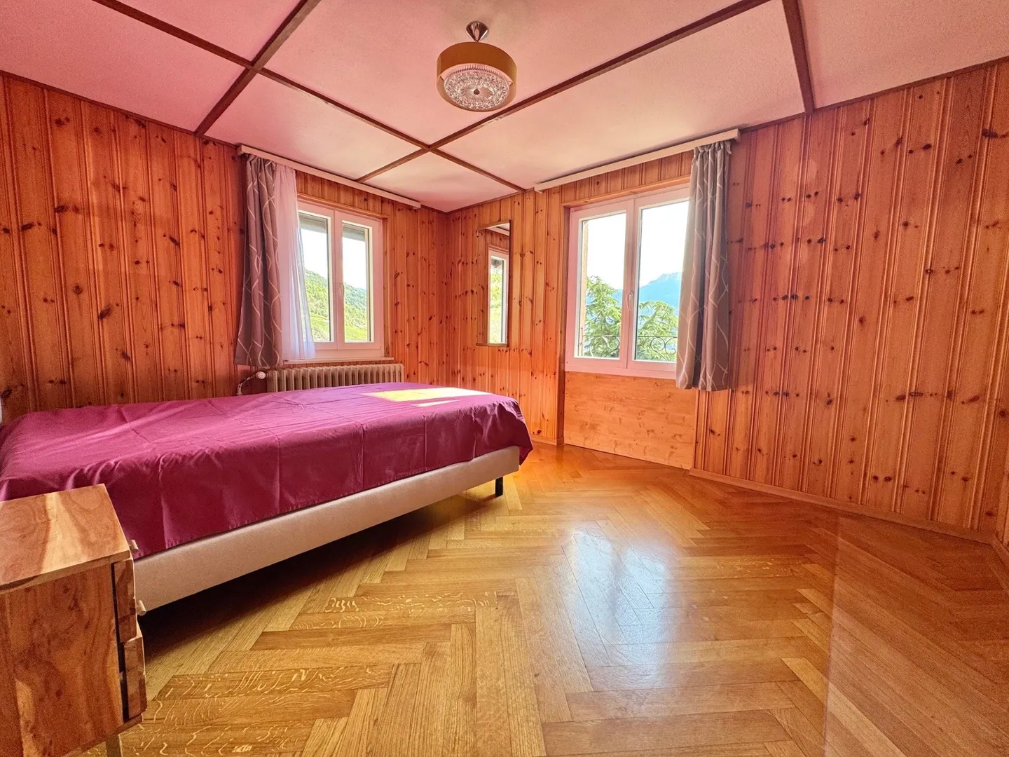 Mixed-use building for sale - Photo 9 of 11