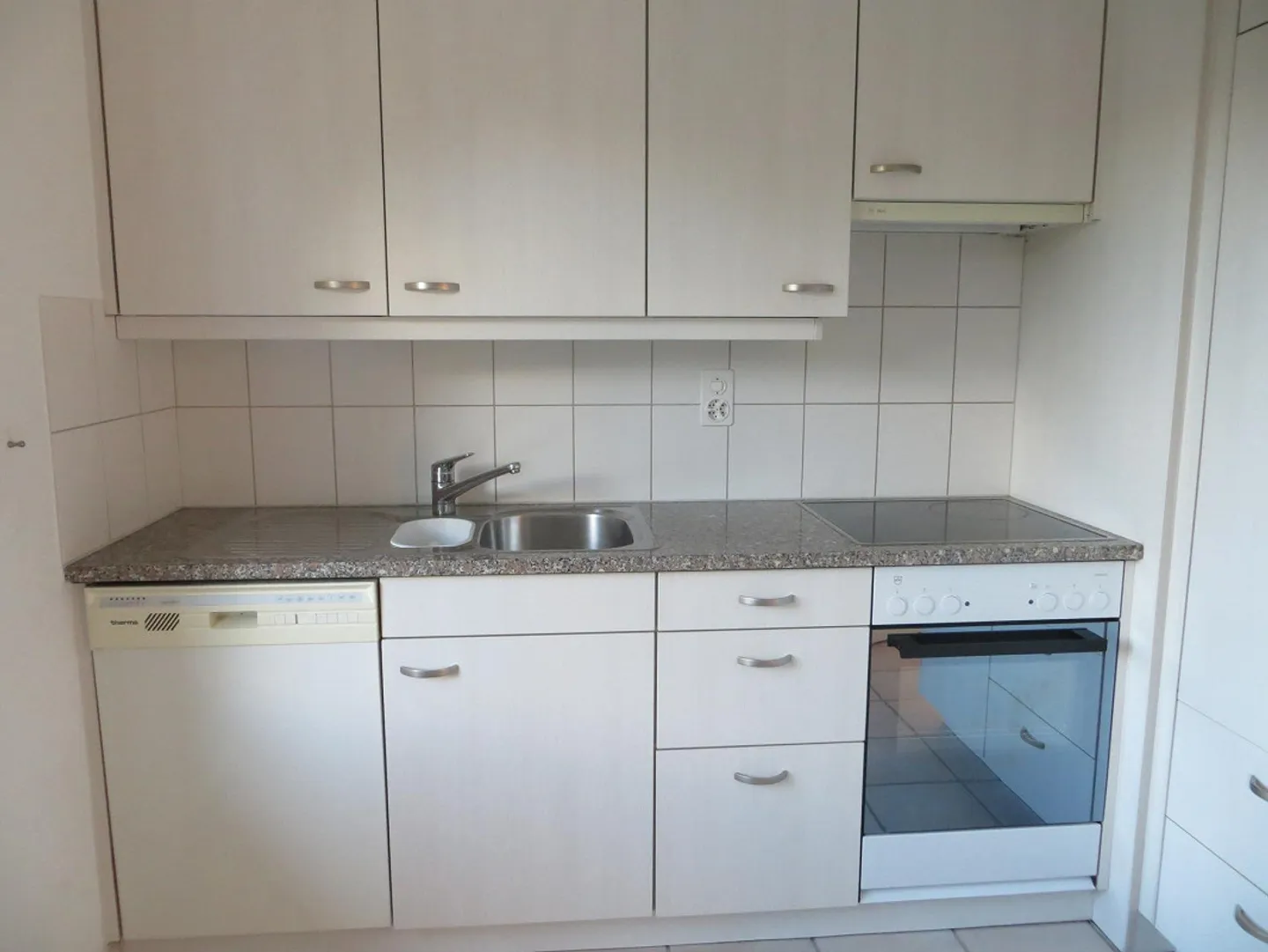 Appartement de 4 pièces dans un emplacement central - Photo 6 sur 9