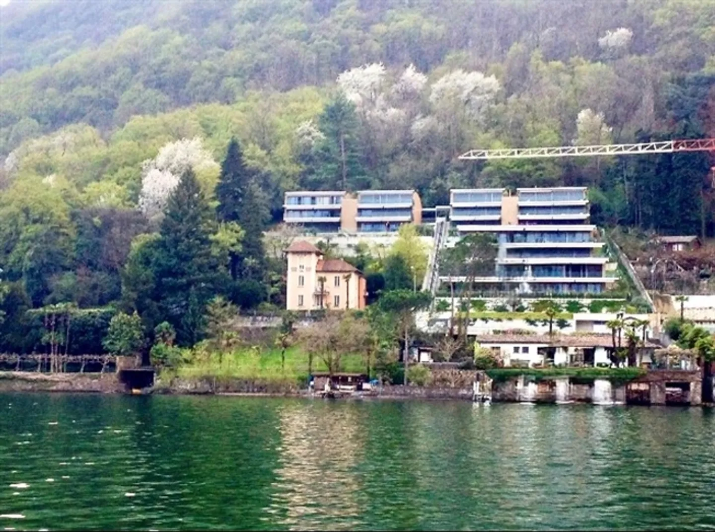 «SEEWOHNUNG MIT GROSSER ÜBERDACHTER TERRASSE» - Foto 2 von 7