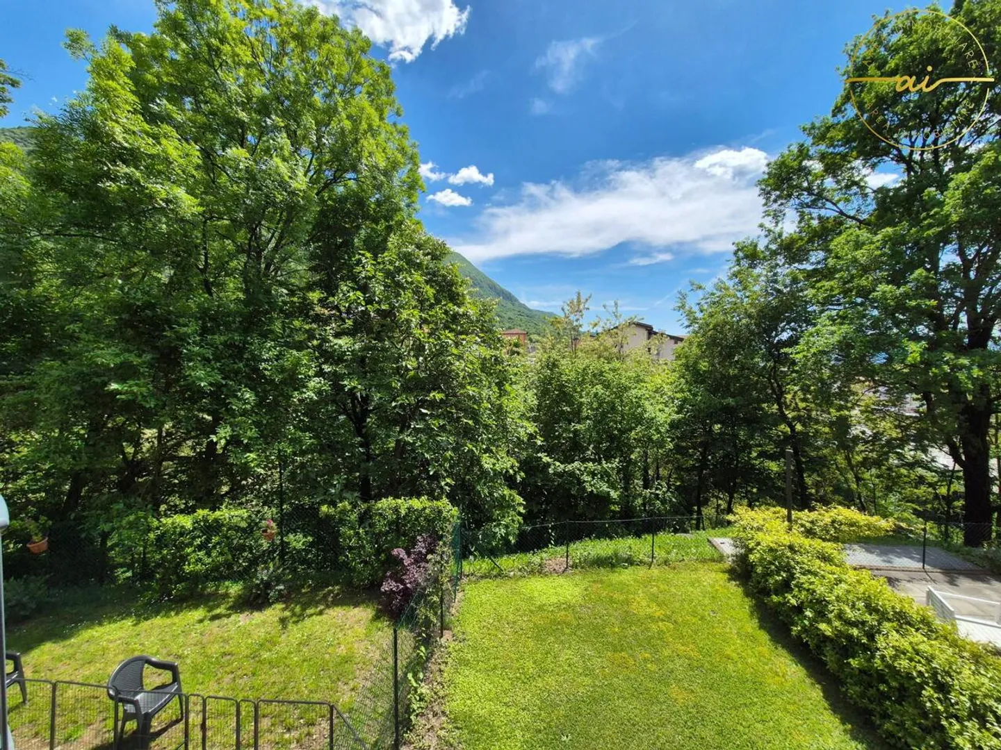 APPARTAMENTO DI 2.5 LOCALI IN MEZZO AL VERDE A CADRO - Foto 10 di 12