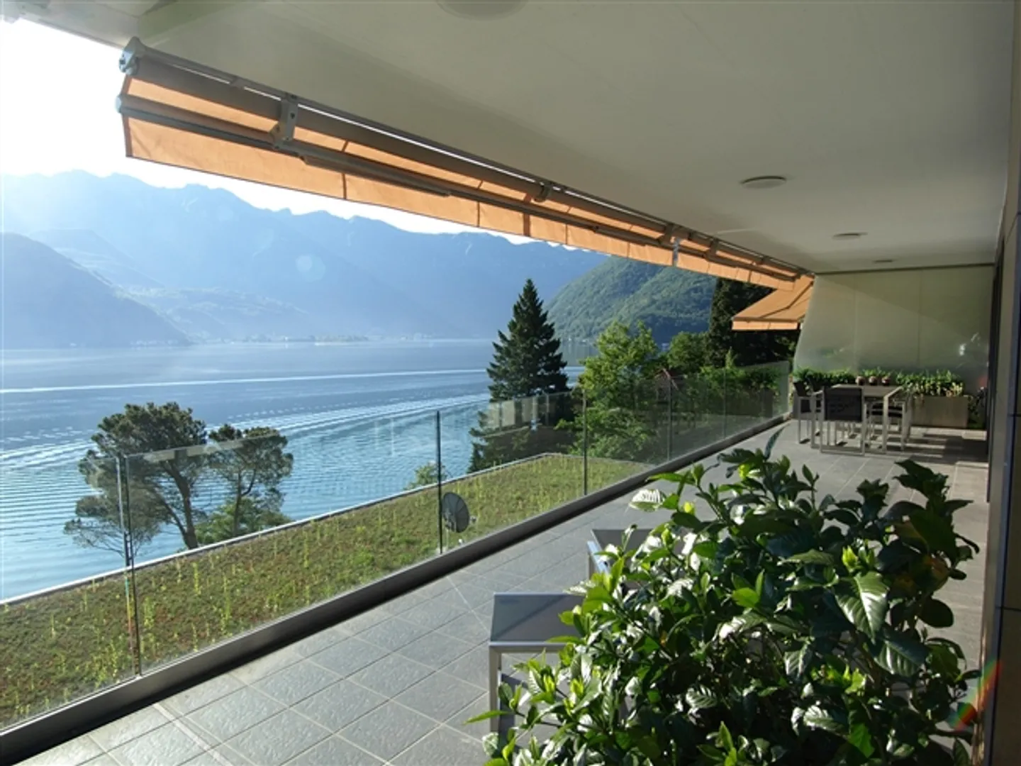 «SEEWOHNUNG MIT GROSSER ÜBERDACHTER TERRASSE» - Foto 4 von 7