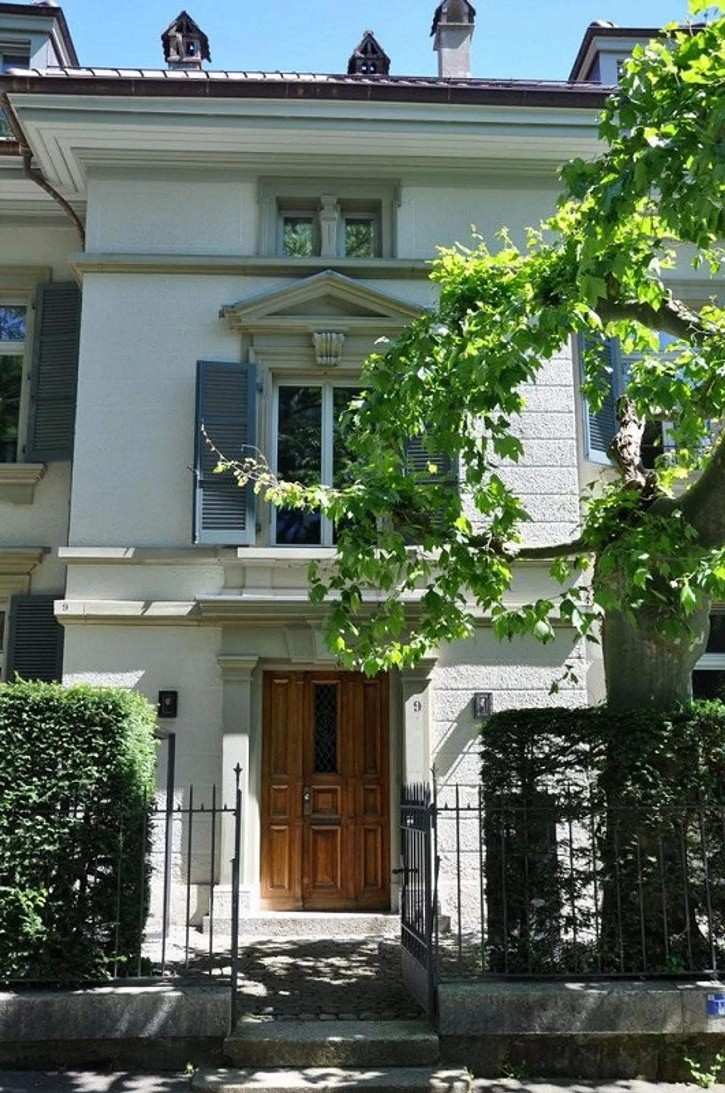 Stylish living in a central location - Photo 1 of 12