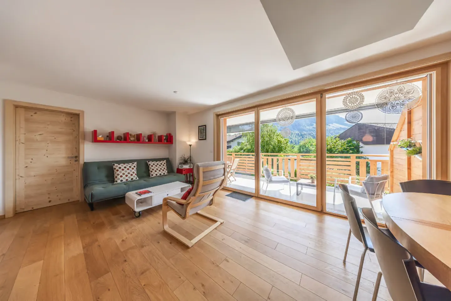 Appartement contemporain de 2œ pièces avec vaste balcon - Photo 9 of 13