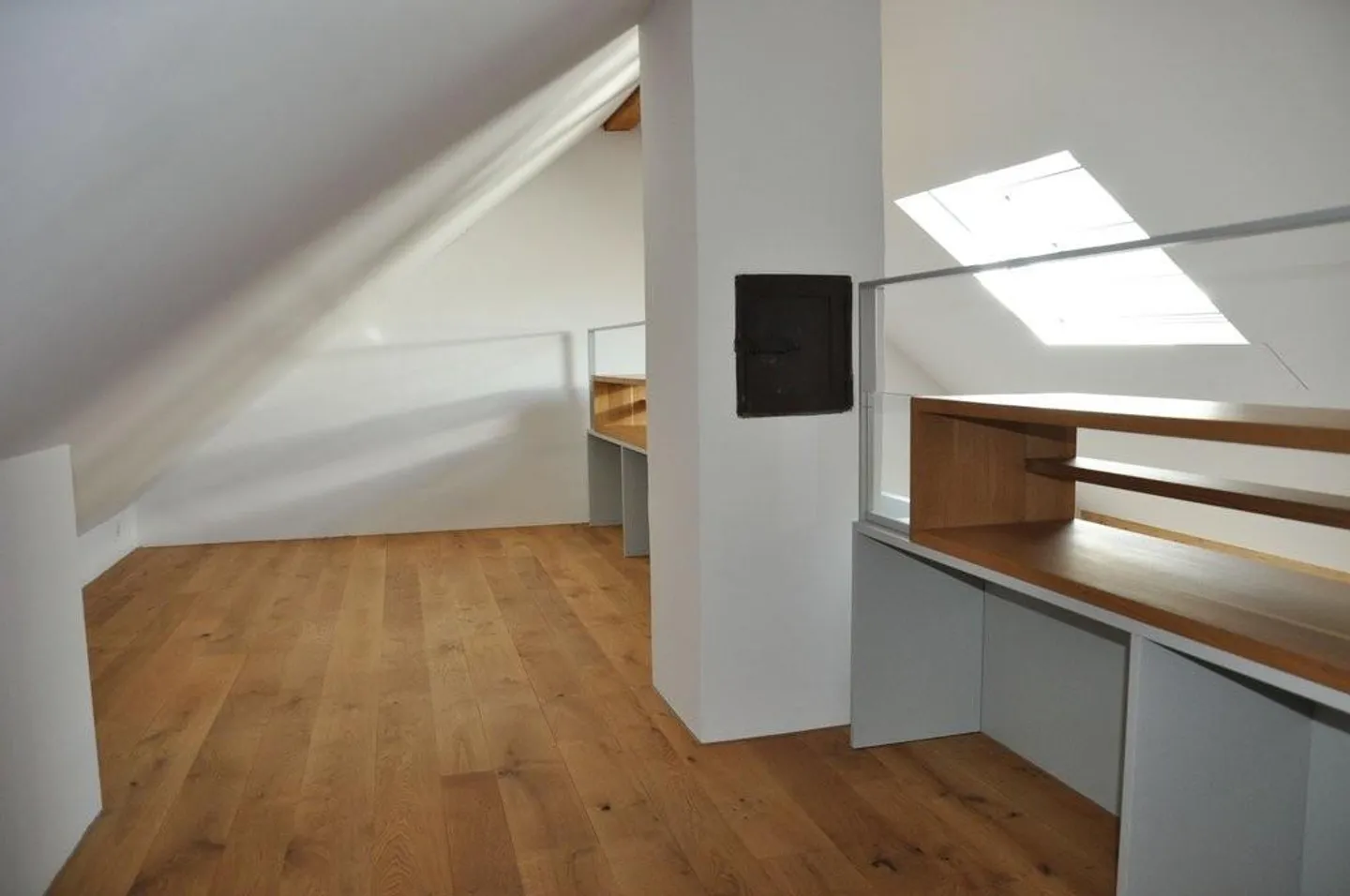 Stylish living in a central location - Photo 10 of 12