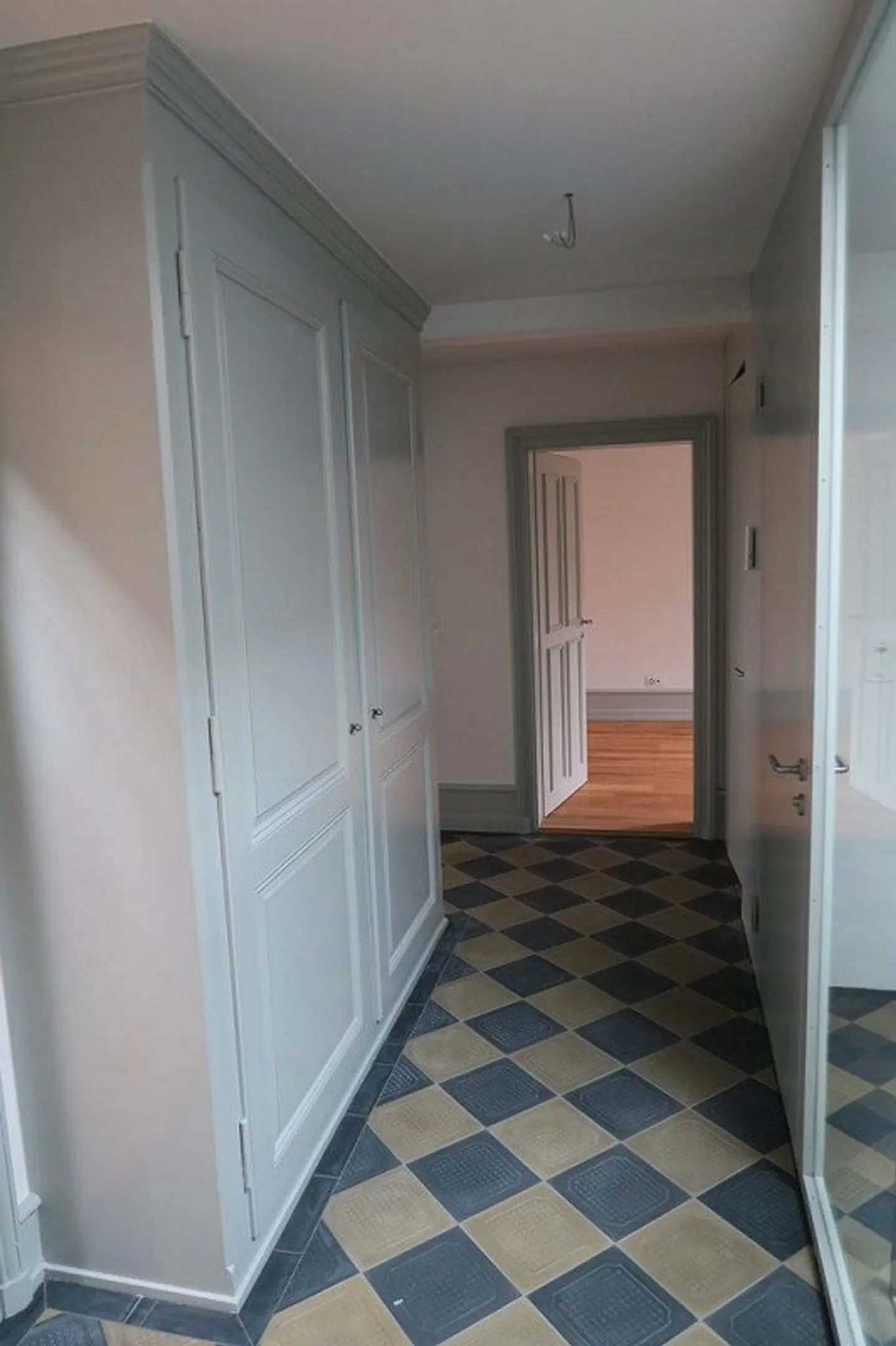 Stylish living in a central location - Photo 11 of 12