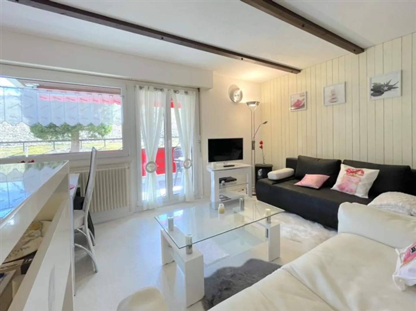 Your holiday apartment at the foot of the slope - Photo 3 of 13