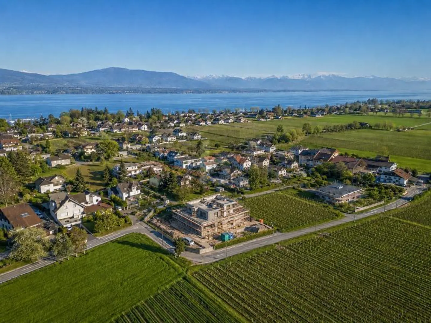 TERRAIN D'EXCEPTION AVEC PERMIS EN FORCE ! - Photo 1 of 3