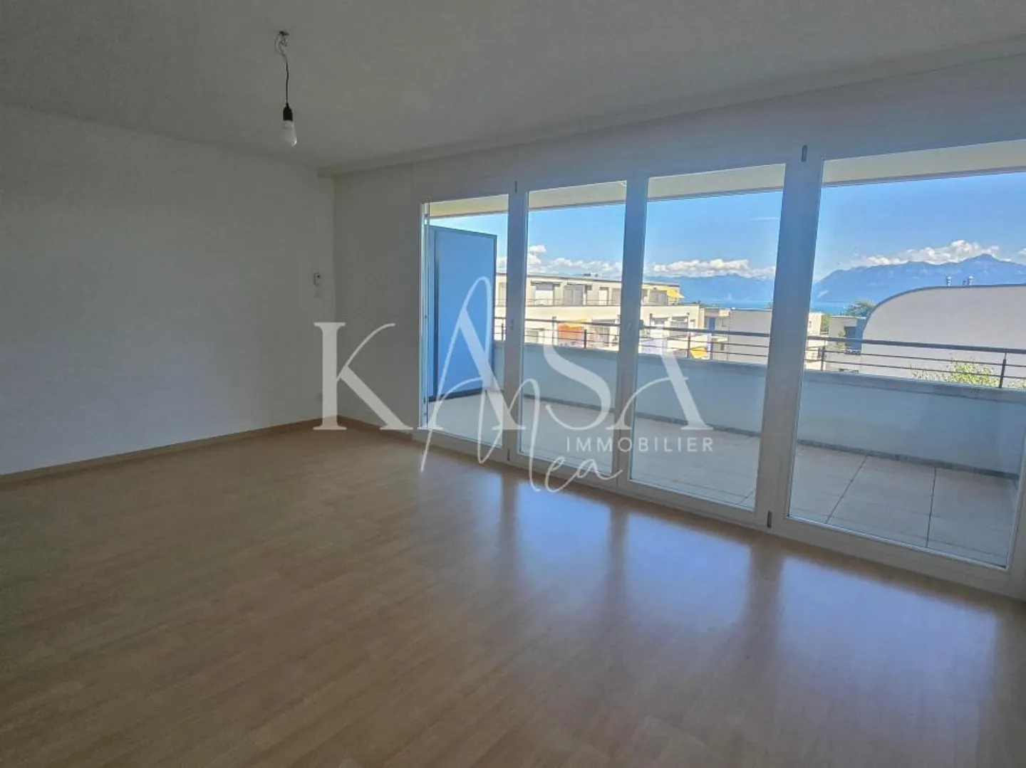 Sublime vue sur le lac, duplex en attique - Photo 8 sur 12