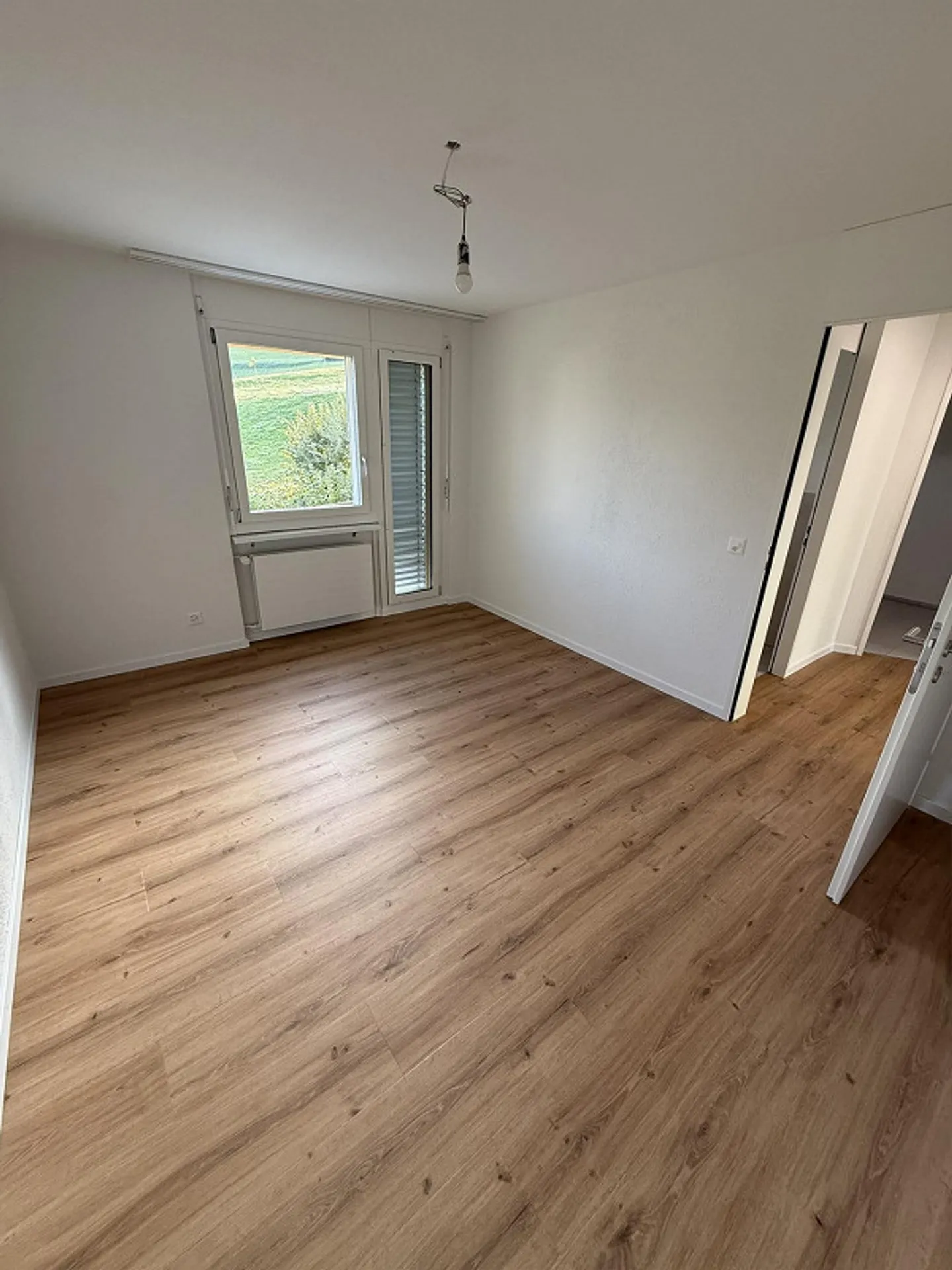 Renovierte Wohnung mit modernen Annehmlichkeiten - Foto 9 von 12