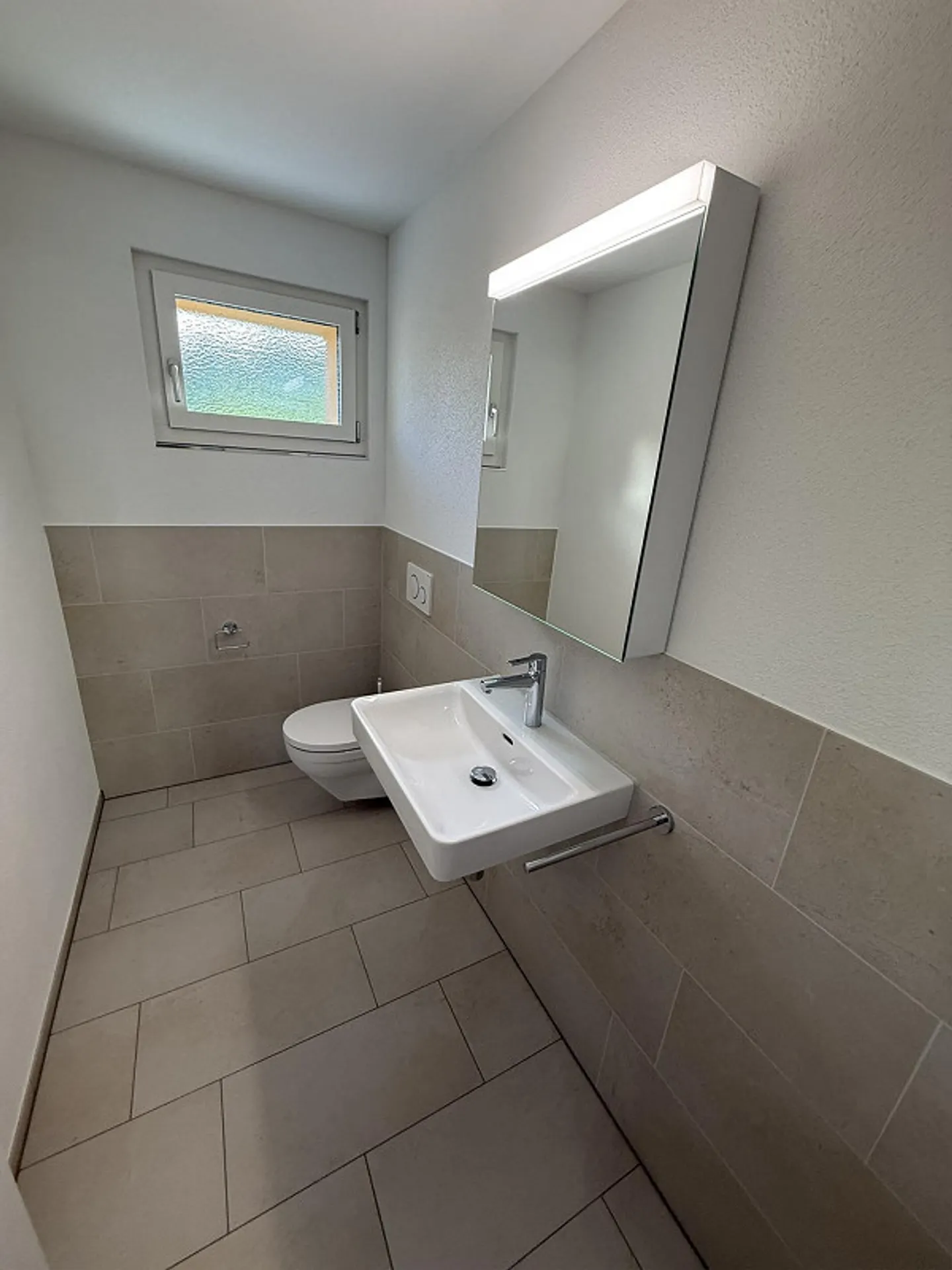 Renovierte Wohnung mit modernen Annehmlichkeiten - Foto 12 von 12