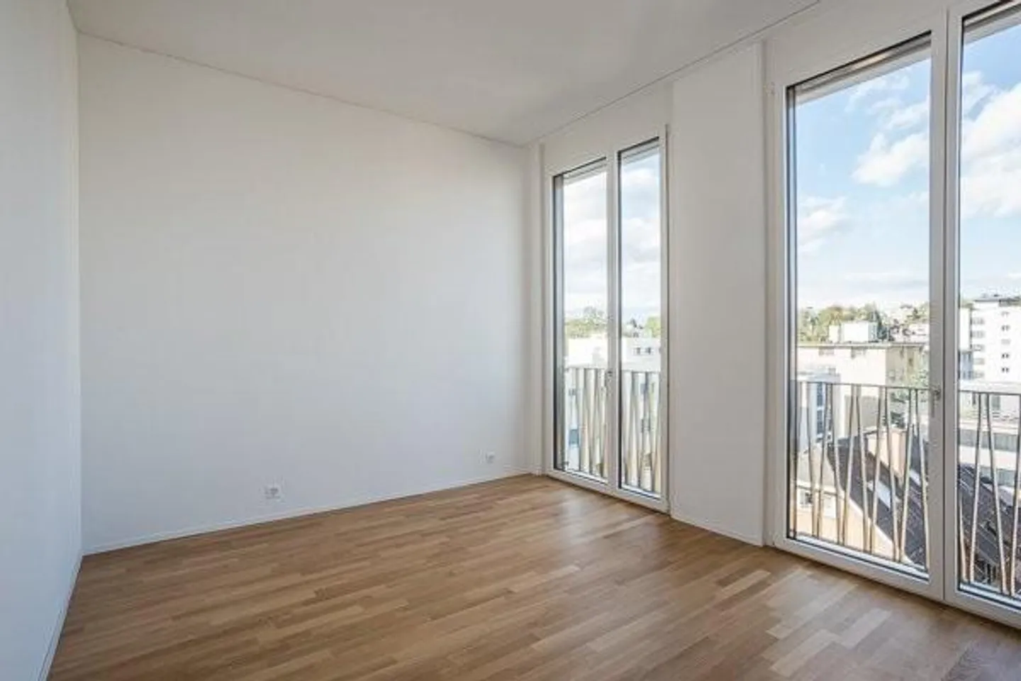 Vue sur les toits de Zurich - Photo 7 sur 8