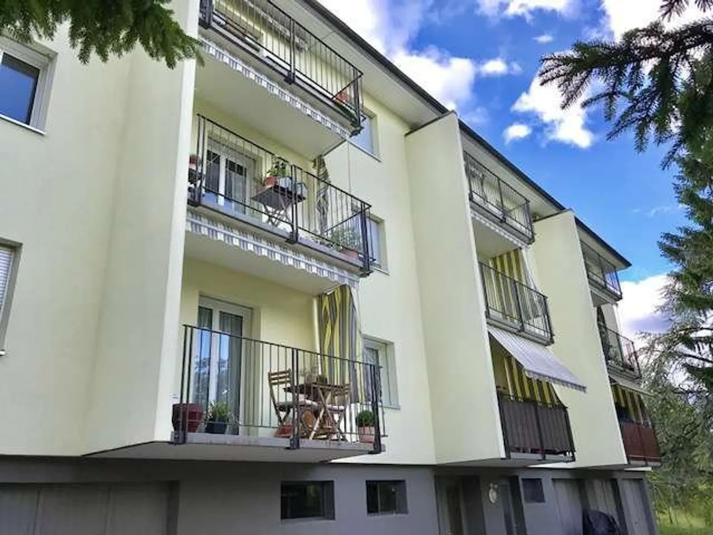Hauteurs de Vevey, quartier calme et verdoyant - Photo 8 sur 8
