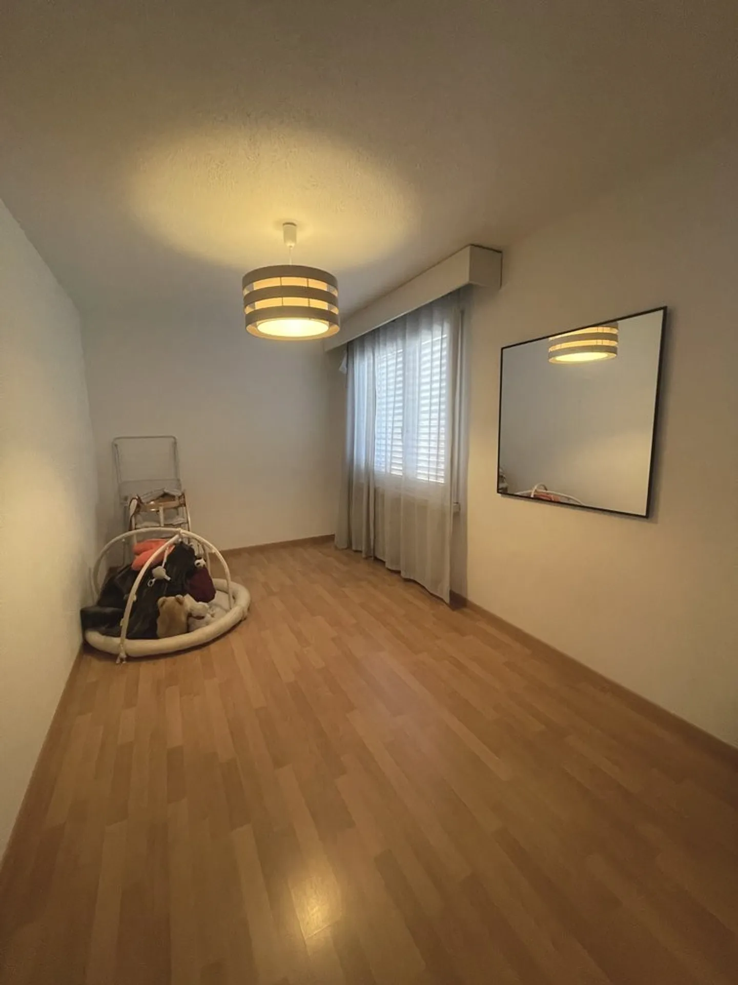 Appartamento spazioso e adatto alle famiglie in una posizione tranquilla! - Foto 8 di 9