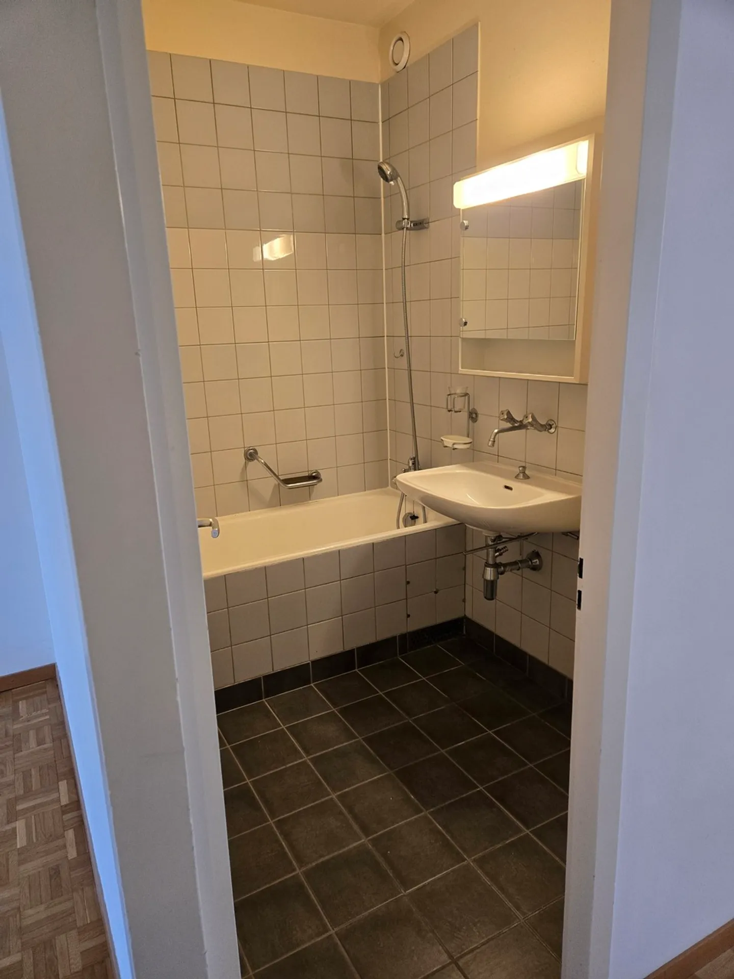 Appartamento 4 locali - Foto 8 di 12