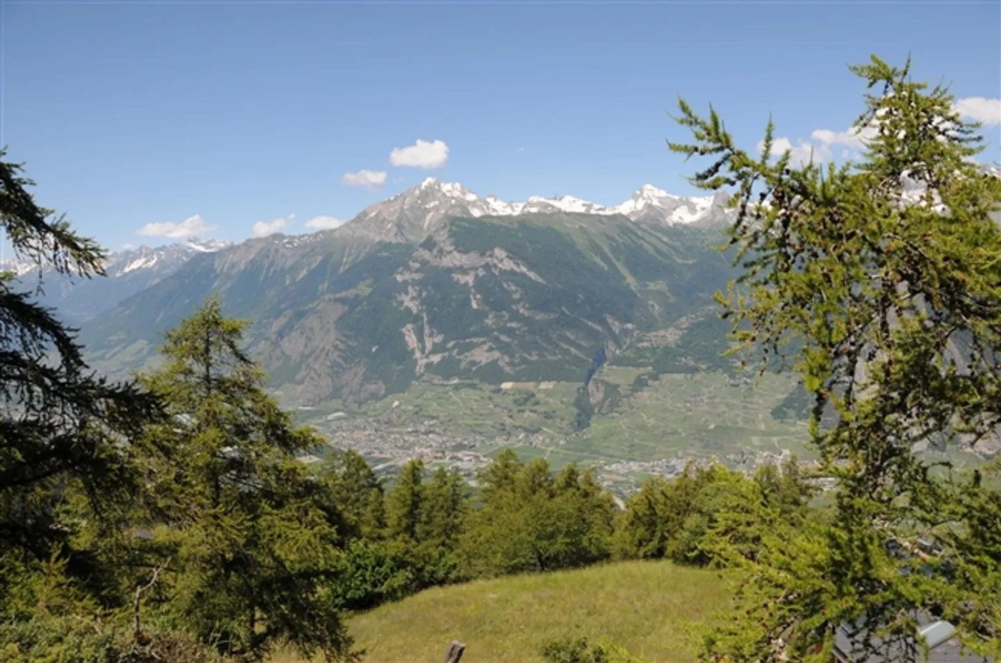 Terreno edificabile - Buona accessibilità e vista panoramica - Foto 1 di 4