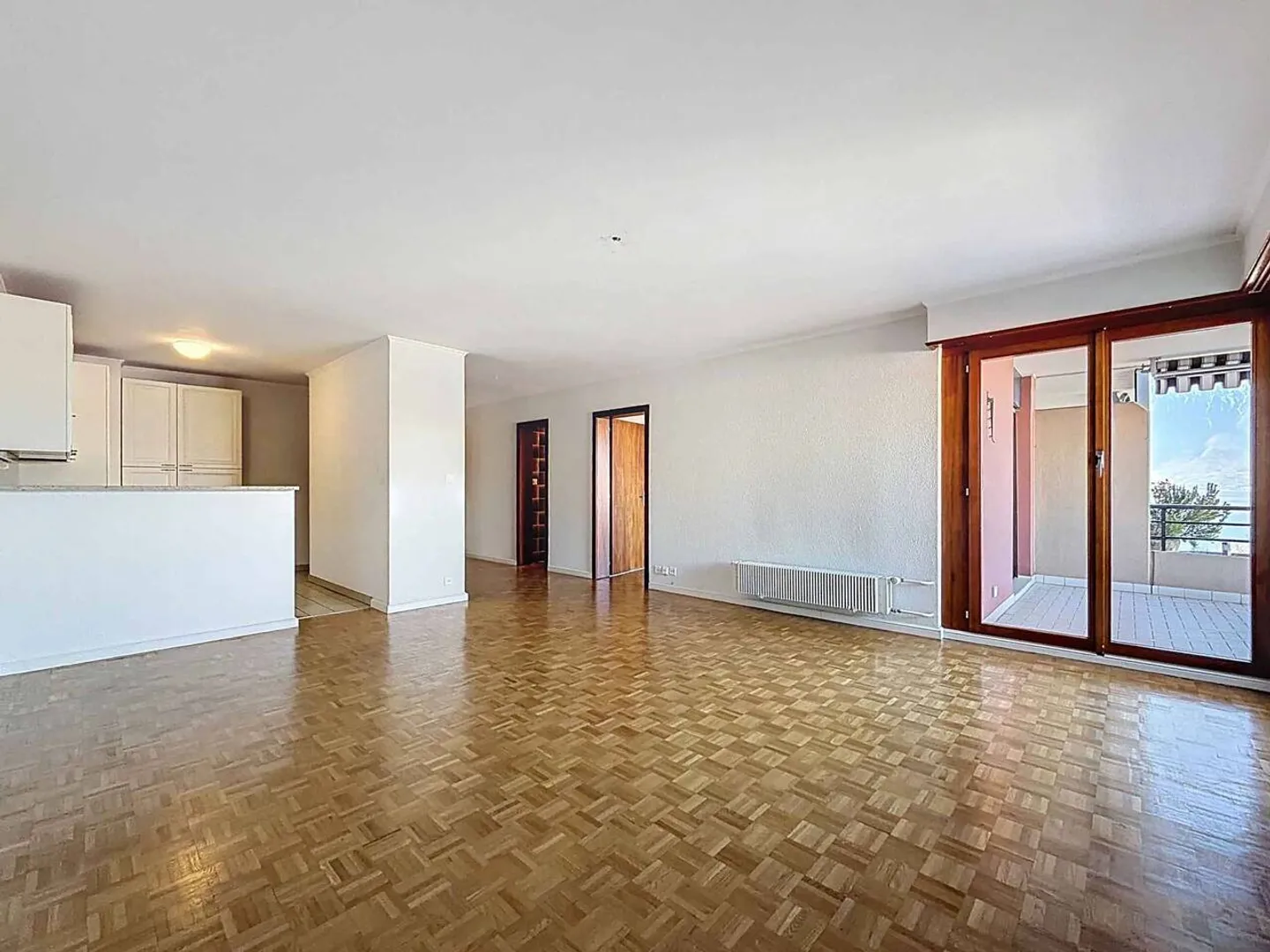 Große Penthousewohnung mit 2,5 Zimmern am See - Foto 6 von 8