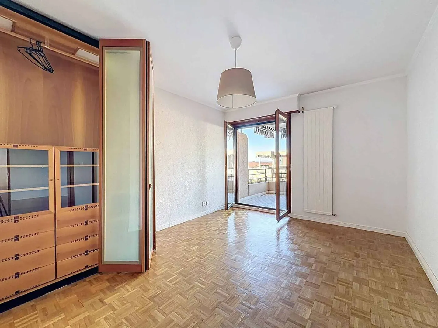 Große Penthousewohnung mit 2,5 Zimmern am See - Foto 7 von 8