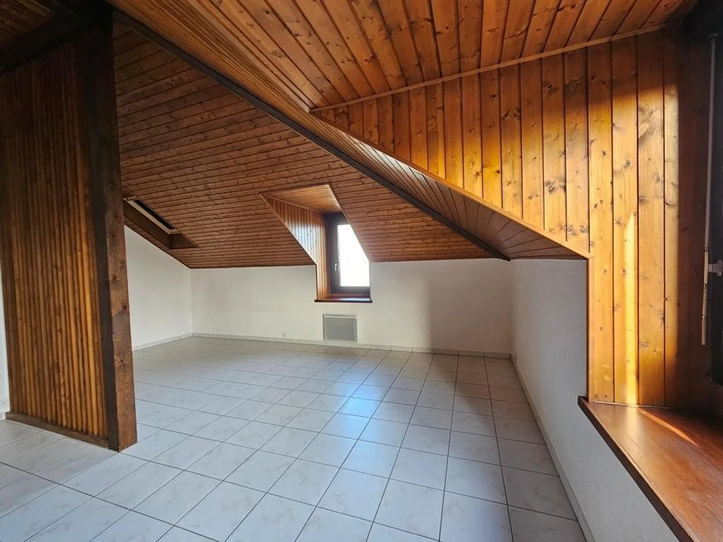 Bel appartamento in mansarda nel centro di Ginevra - Foto 2 di 4