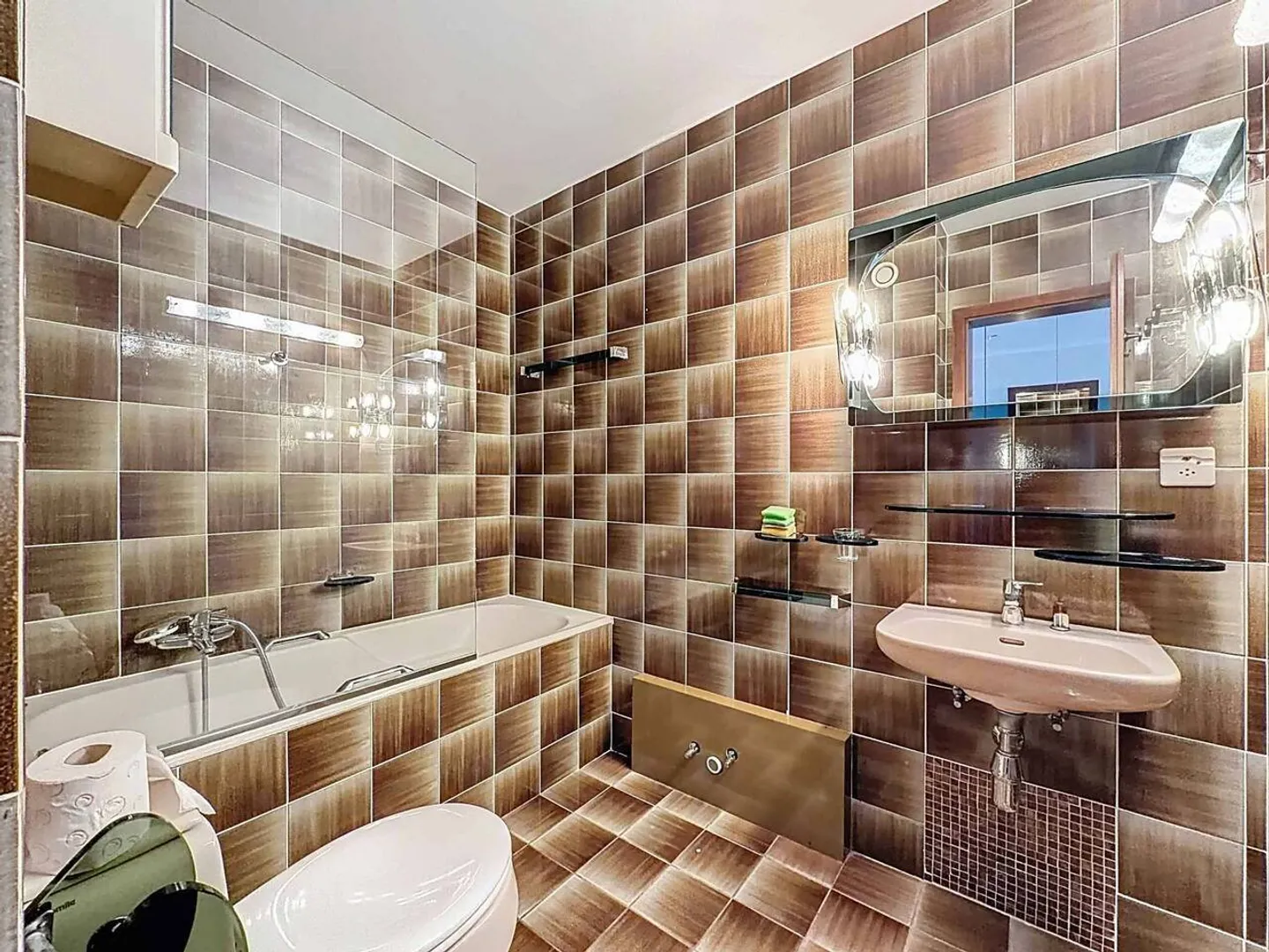 Große Penthousewohnung mit 2,5 Zimmern am See - Foto 8 von 8