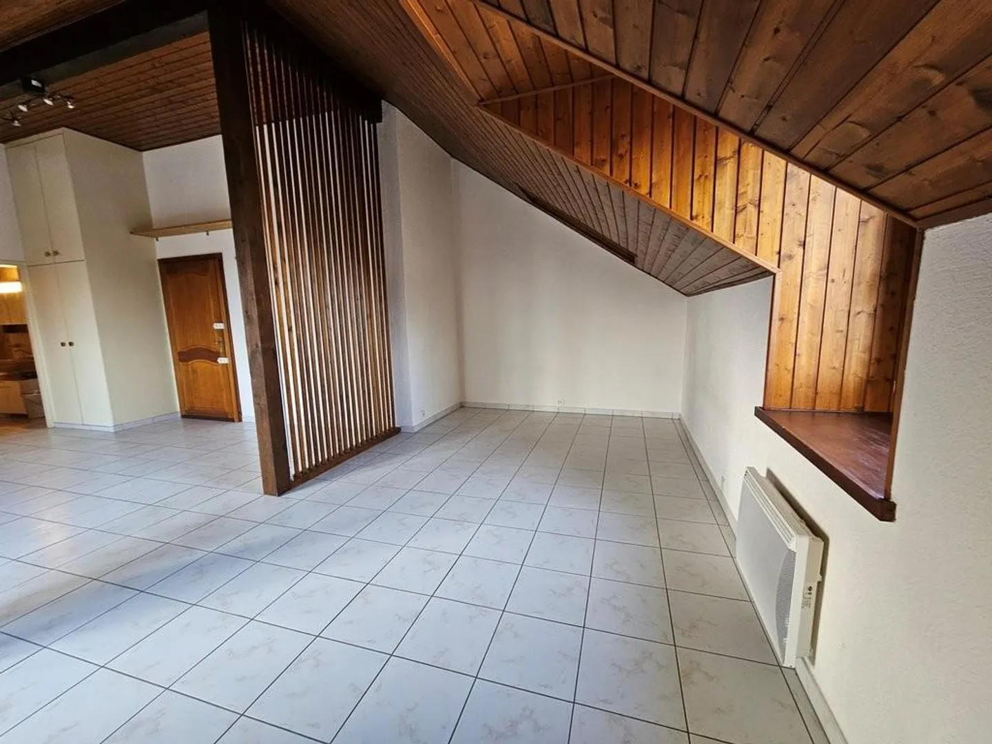 Bel appartamento in mansarda nel centro di Ginevra - Foto 3 di 4