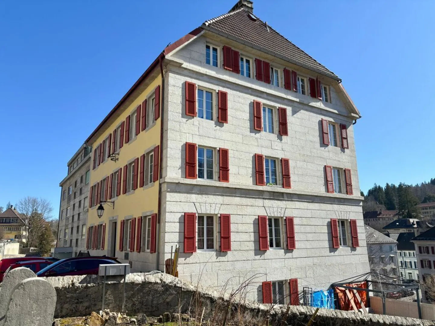 Stunning 7.5 Room Duplex Apartment - Photo 15 of 15