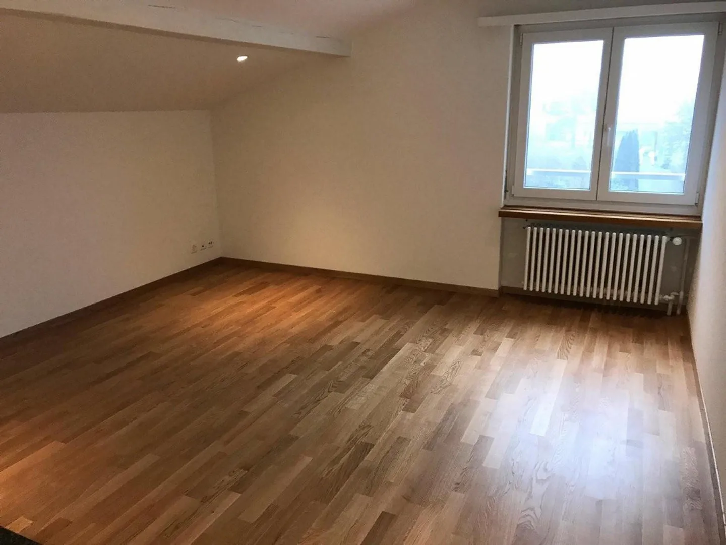 Studio moderne de 22 m² au dernier étage / 4ème étage - Photo 3 sur 6
