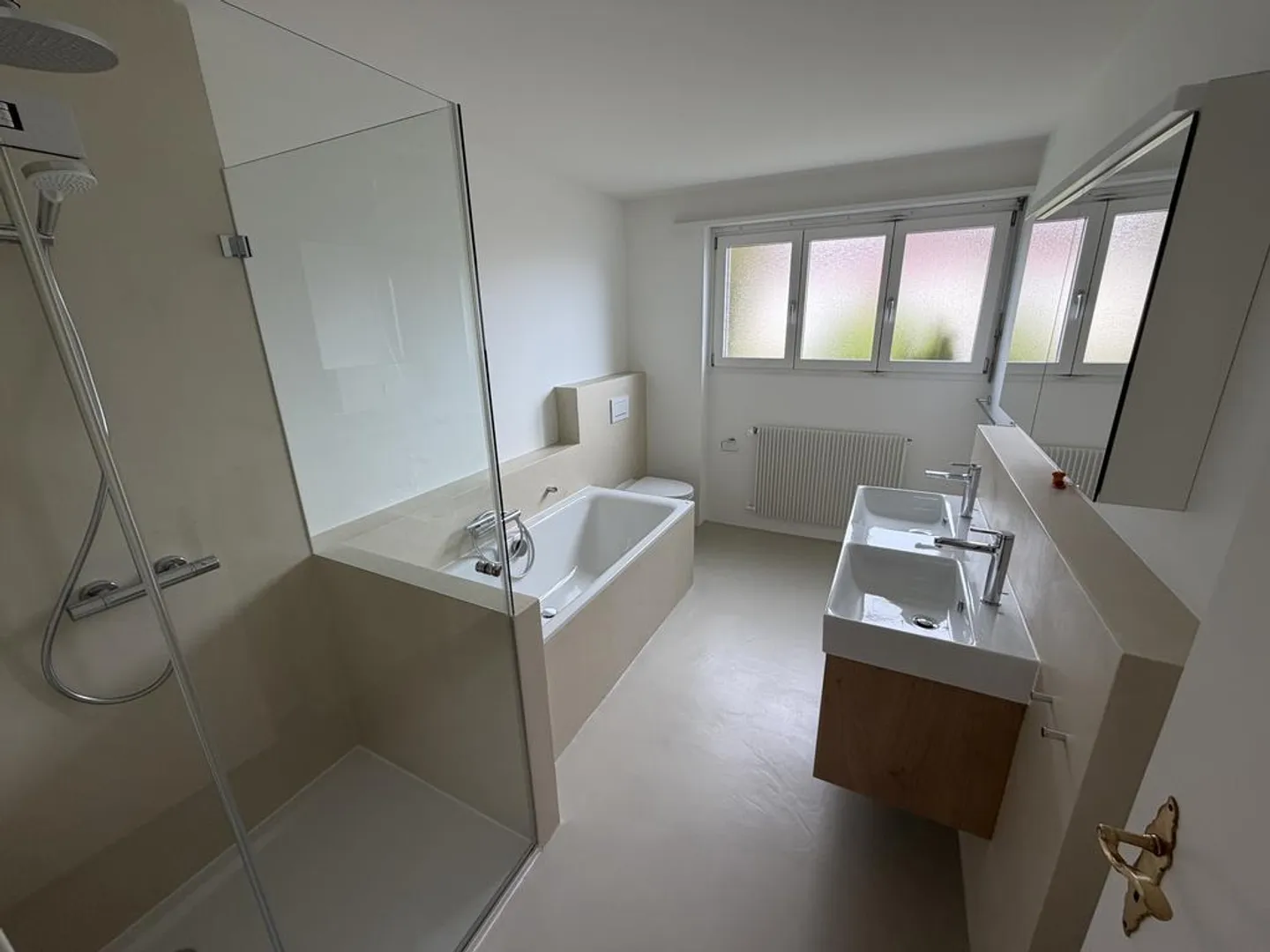 freistehendes Einfamilienhaus - komplett neu renoviert - Foto 10 di 12