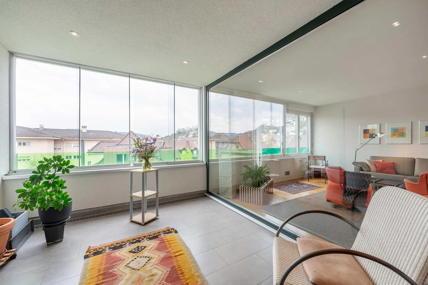 Appartement lumineux avec une haute qualité de vie dans un emplacement central - Photo 5 sur 11