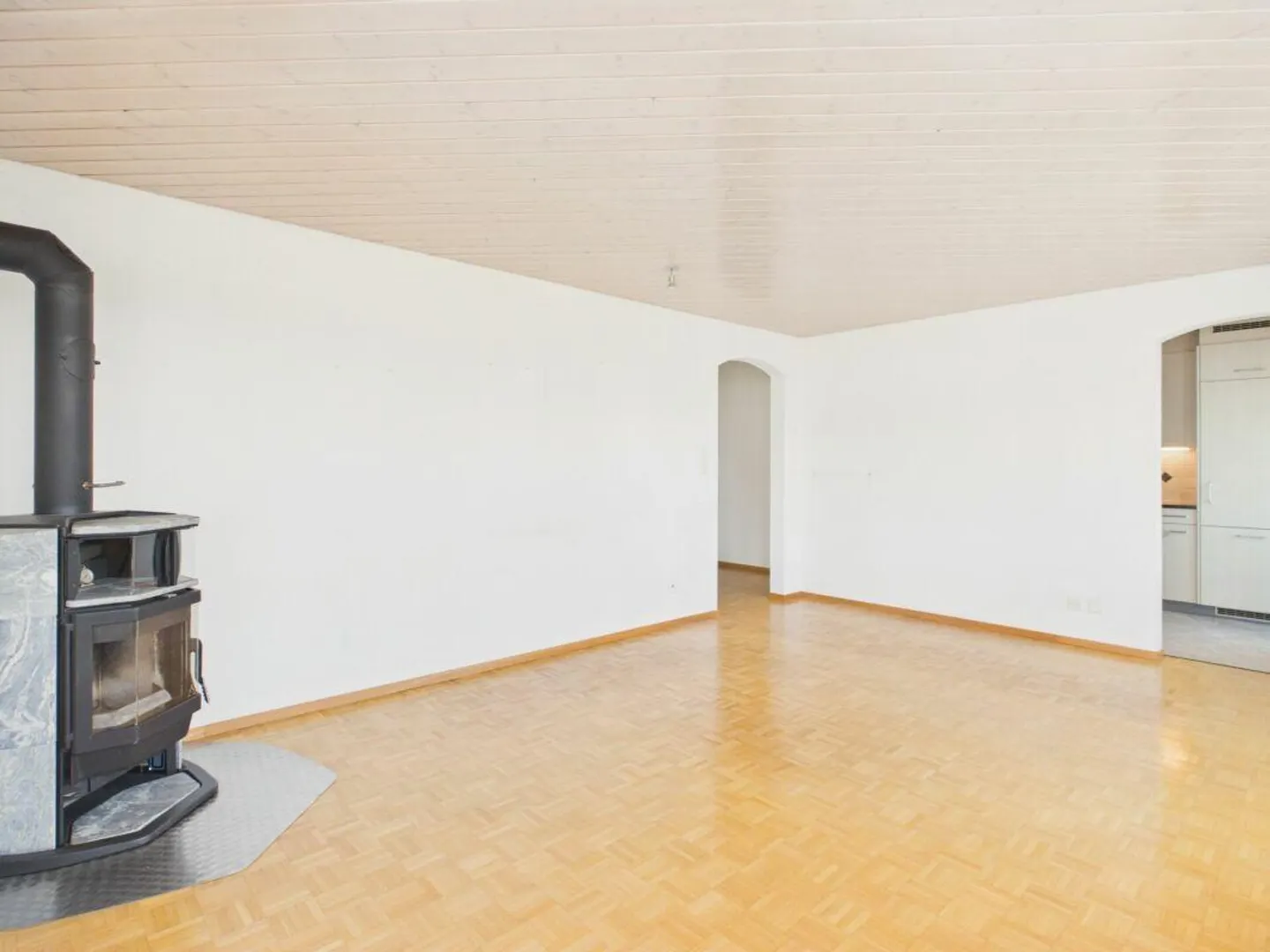 2.5-room penthouse apartment with wonderful views - Photo 5 of 25